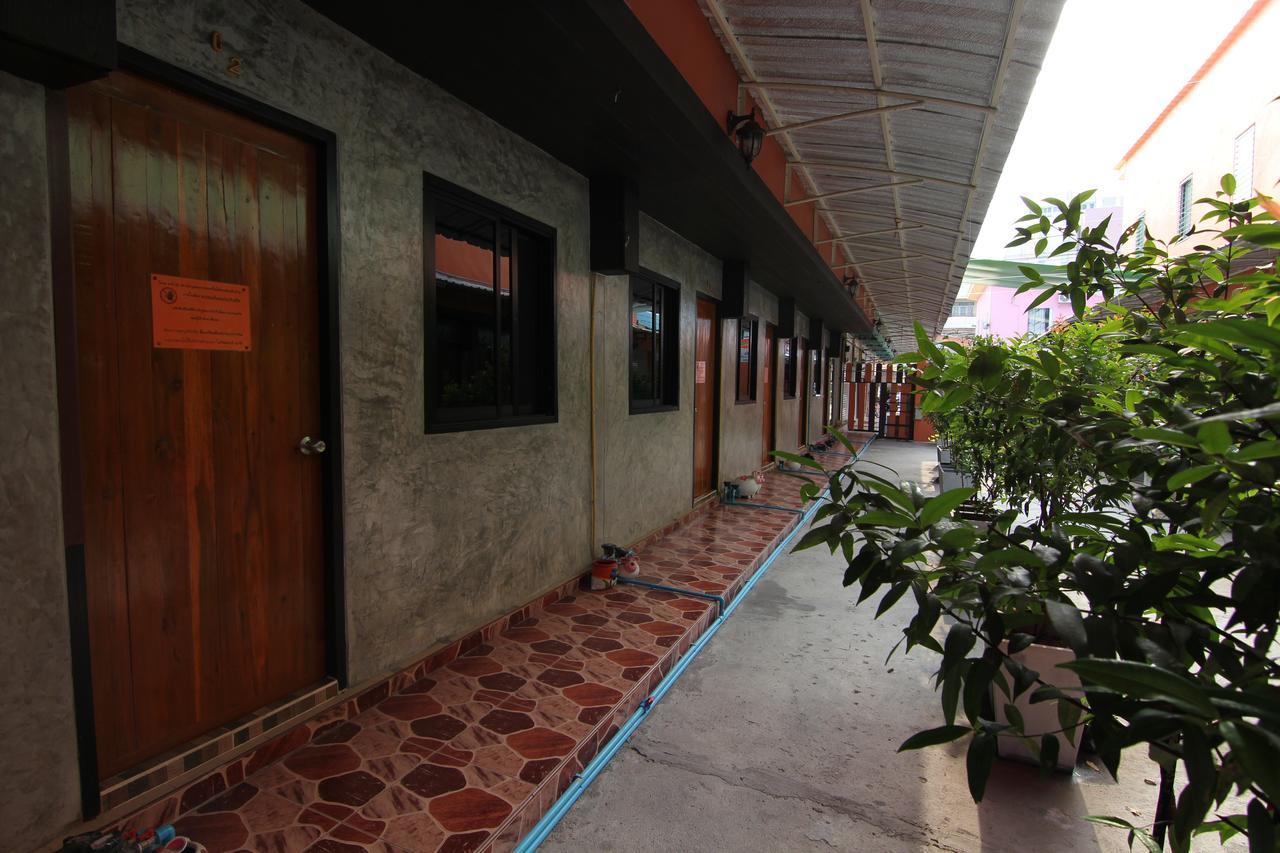 Winny Apartment Rayong Luaran gambar