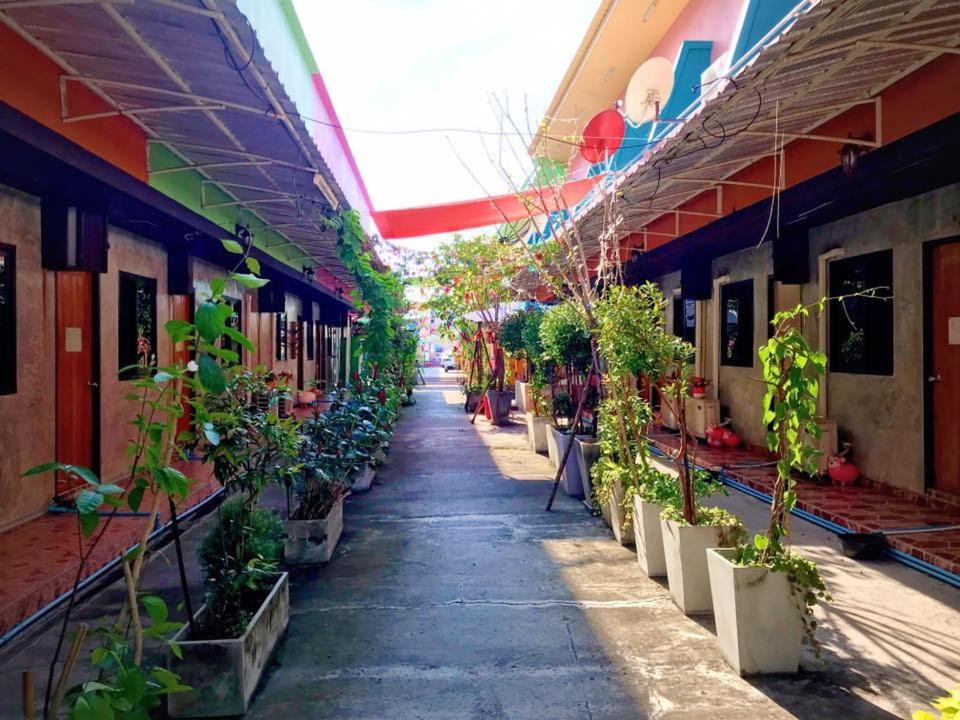 Winny Apartment Rayong Luaran gambar