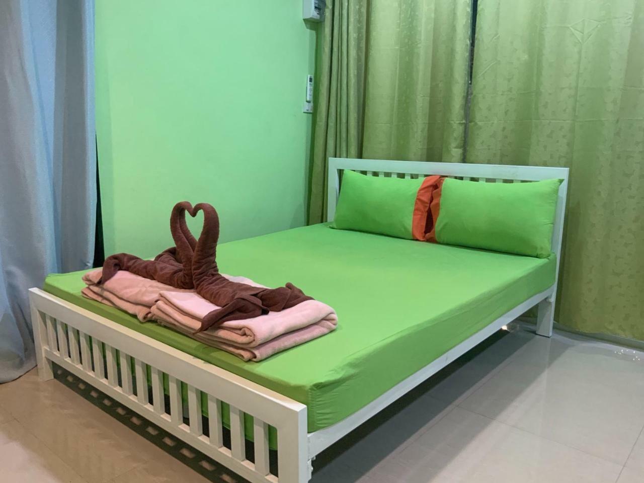 Winny Apartment Rayong Luaran gambar