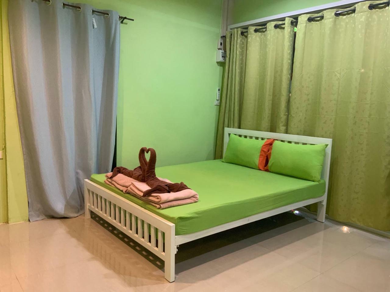 Winny Apartment Rayong Luaran gambar