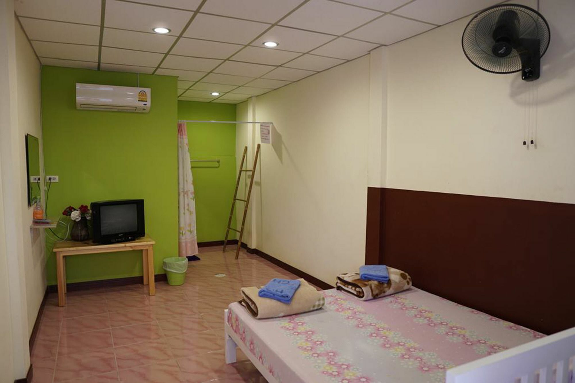 Winny Apartment Rayong Luaran gambar